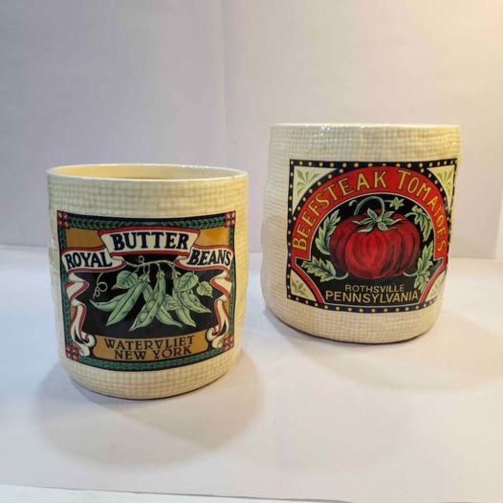 Hearth and Home Designs Vintage Style Ceramic Canisters - Set of 2